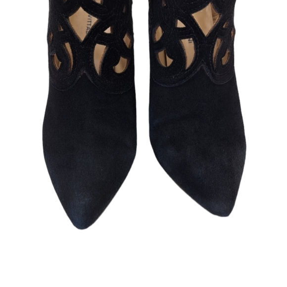 Adrienne Vittadini Nidia Women's Black Suede Leather Laser Cut Ankle Boots 7 - Picture 4 of 16